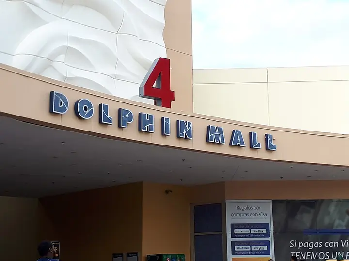 Photo of Dolphin Mall, Miami
