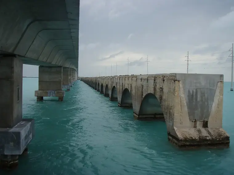 The old Overseas Highway bridge over turquoise Keys water